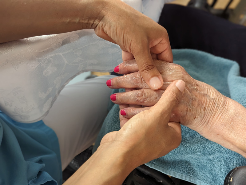 Atelier soin des mains et du visage avec Annie Vercoutre