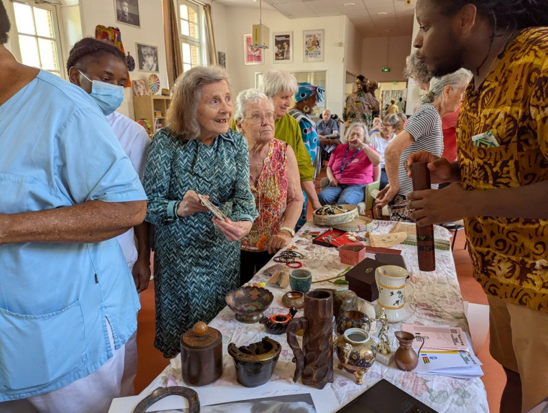 Une exposition aux couleurs du Togo (suite)