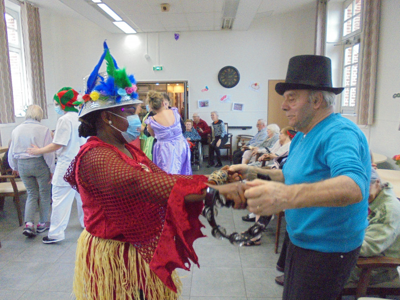 Après-midi festif pour le mardi gras