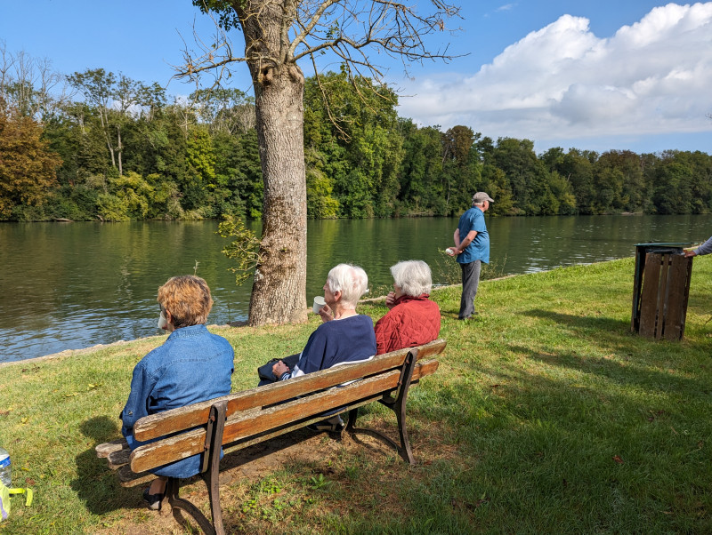 Promenade en bord de Seine